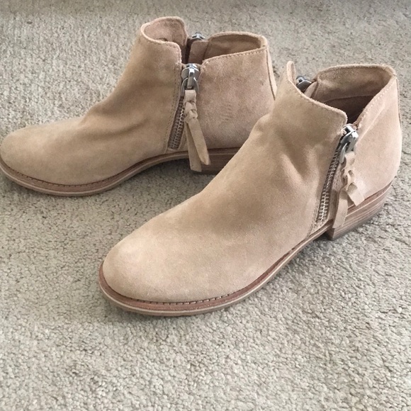vionic serena ankle boot